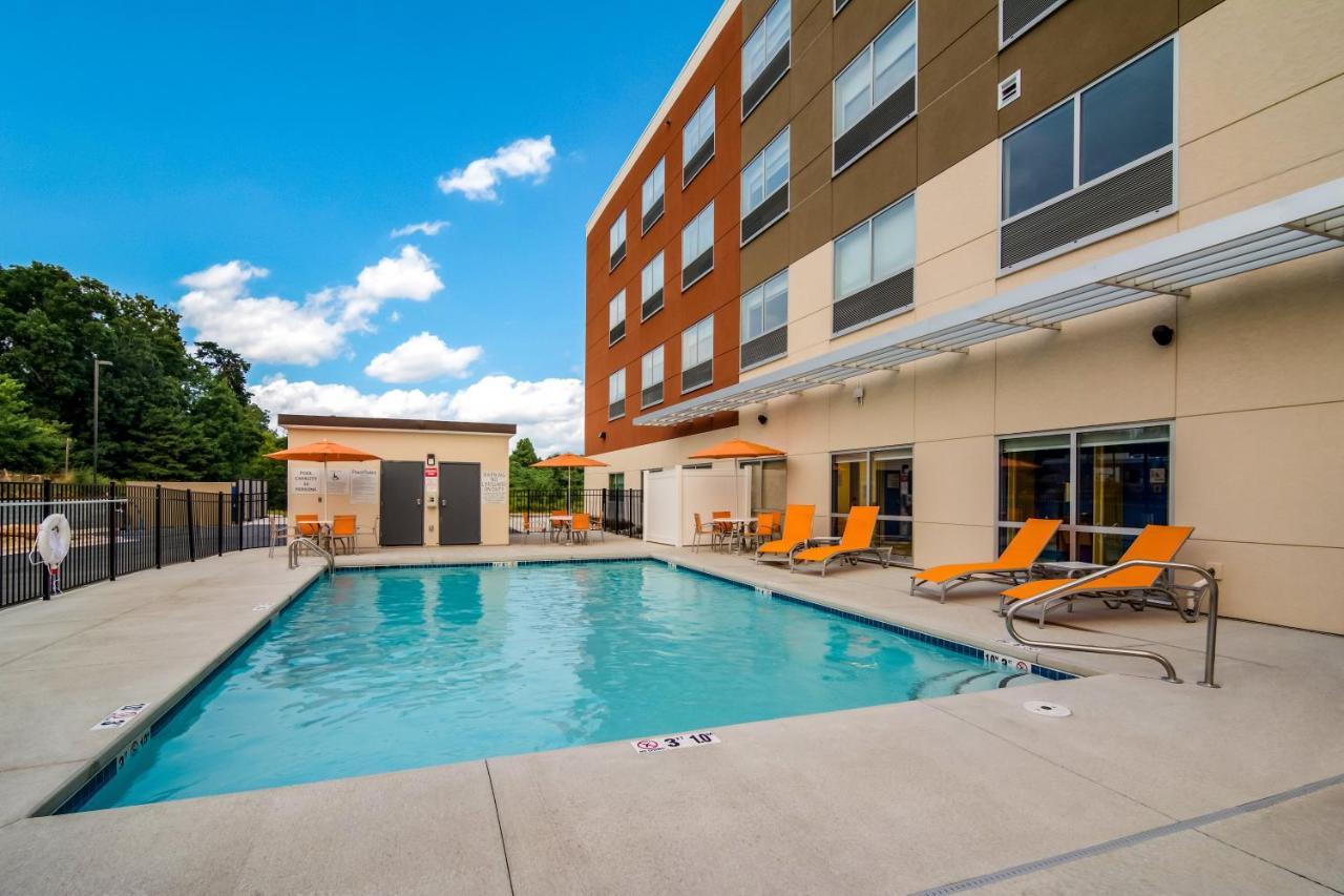 Holiday Inn Express & Suites - Asheboro By Ihg Exterior foto
