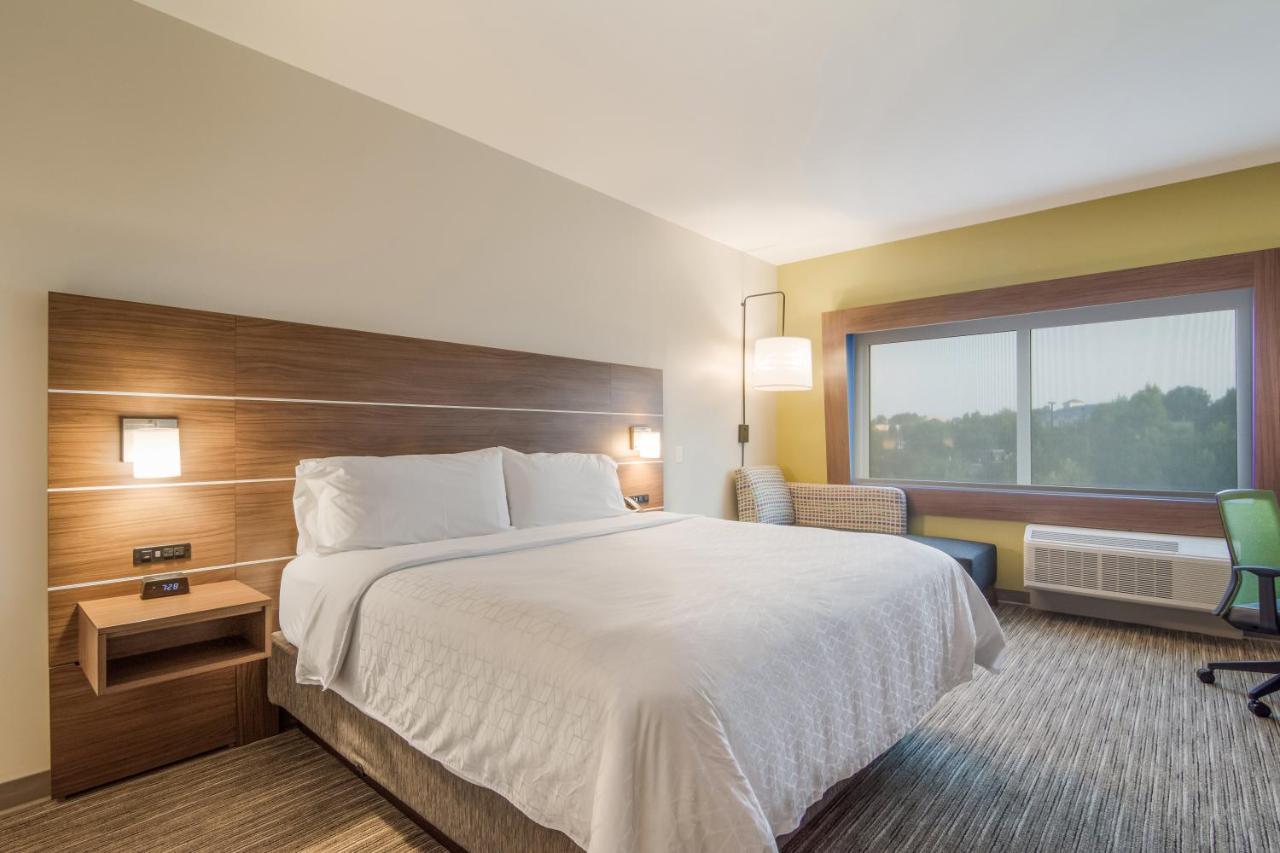 Holiday Inn Express & Suites - Asheboro By Ihg Exterior foto